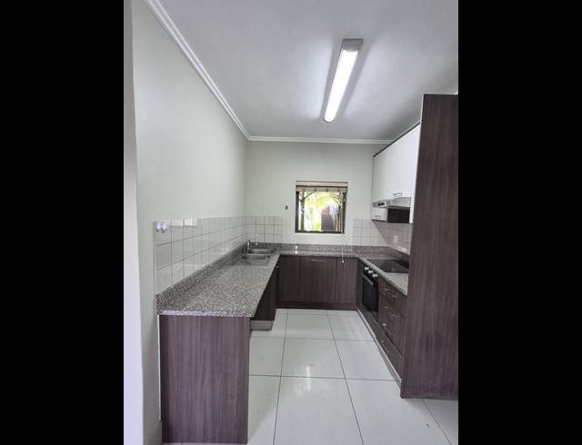 3 BEDROOM APARTMENT FOR SALE IN UMHLANGA RIDGE